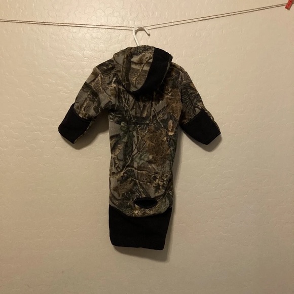 Cabela’s For Kids Infant 6M Car Seat Fleece Sleeper - Picture 7 of 11